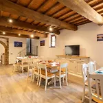 Сasa de vacaciones Cozy In With Sauna SantʼArcangelo