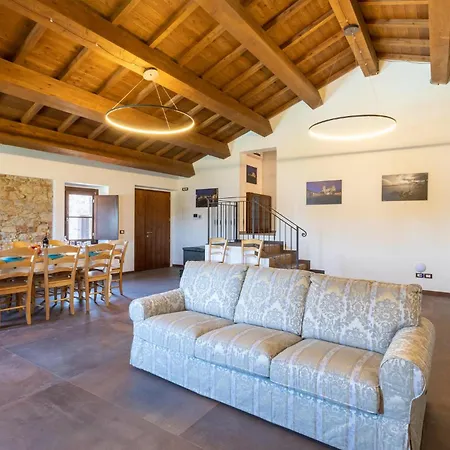 Cozy In Santarcangelo With Sauna
